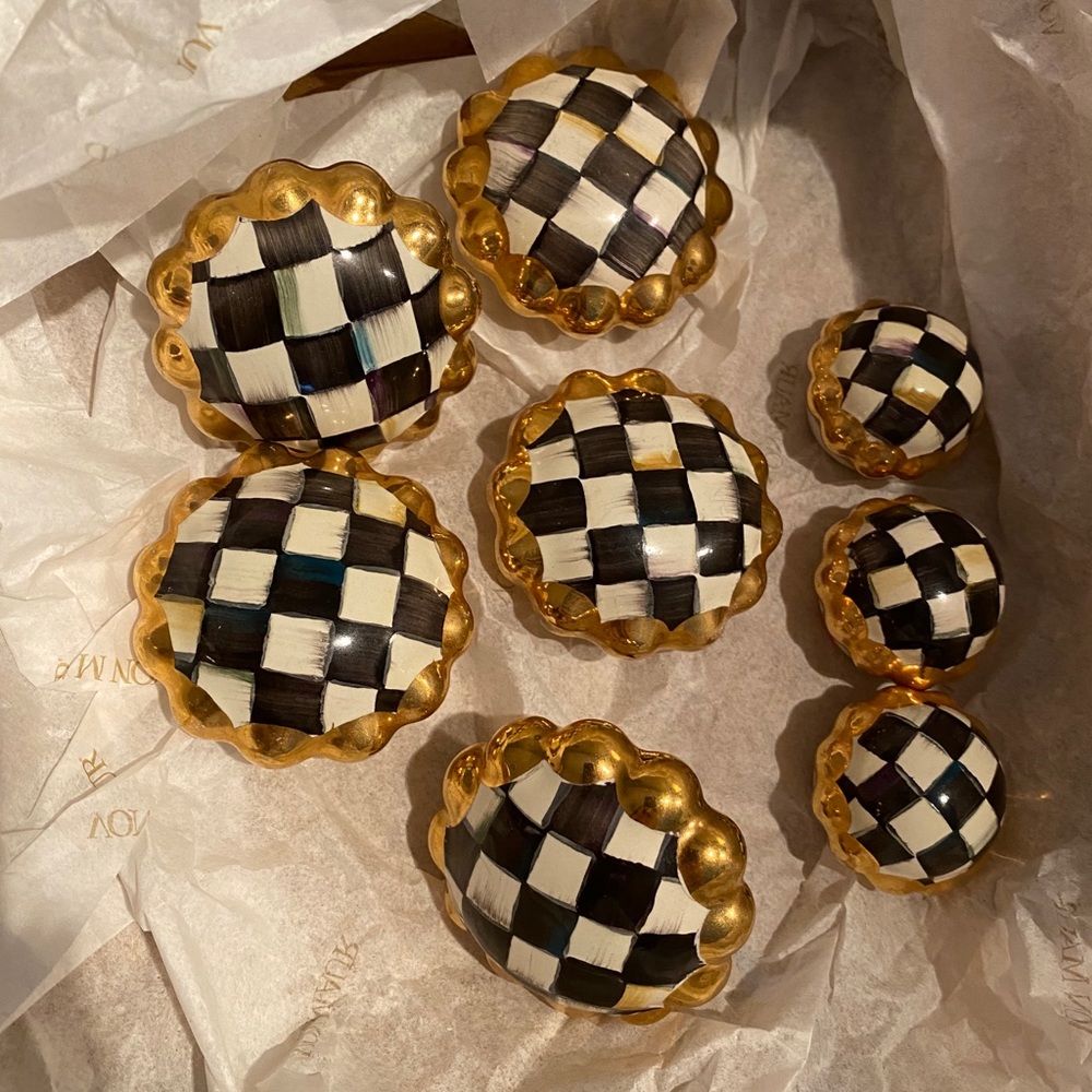 McKenzie child’s knobs - Picture 3 of 4